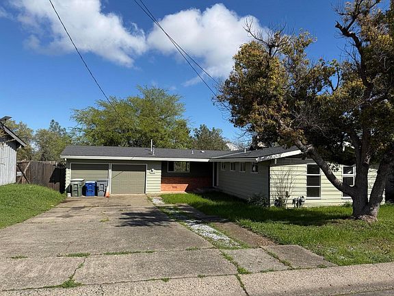 2nd image of 1400 Riviera Dr