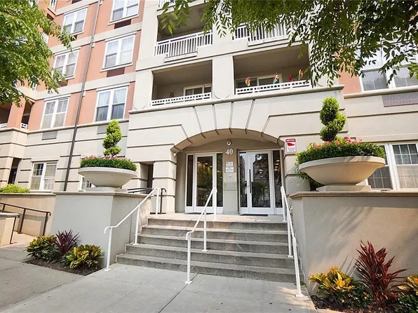 40 Oceana Dr W APT 5G, Brooklyn, NY 11235