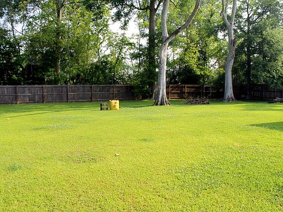3rd image of 39416 N Woodrun Cir