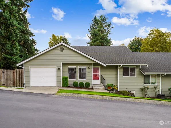 1702 34th Ave Court SW, Puyallup, WA 98373