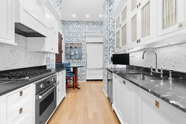 Sold by Compass | media 15