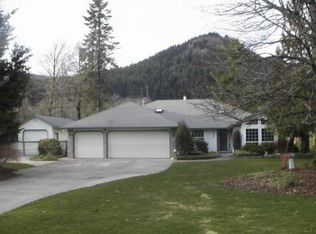 3102 Windsong Ct, North Bonneville, WA 98639