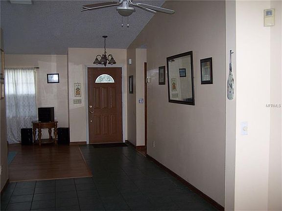 2nd image of 860 Caspian Ct
