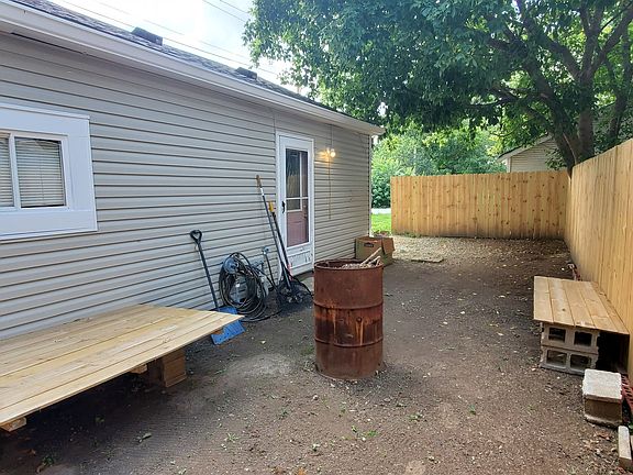 5th image of 3418 W 17th St