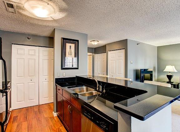 5th image of 6167 Chasewood Pkwy APT 203