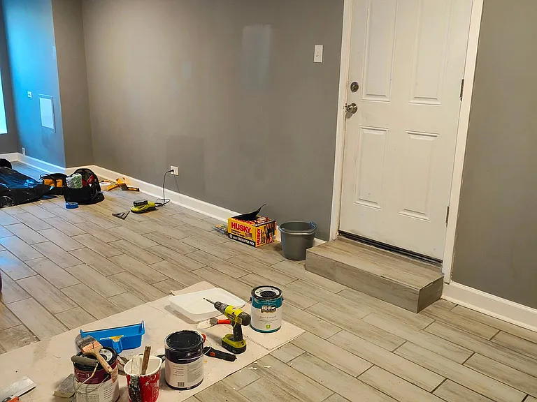 1262 S Fairfield Ave #BASEMENT — Photo 6
