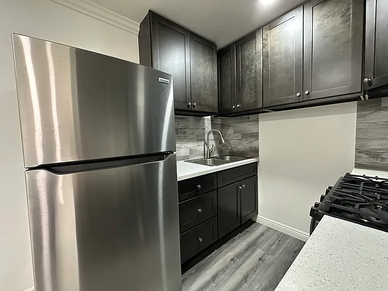 1333 W Stoneridge Ct #2 — Photo 7