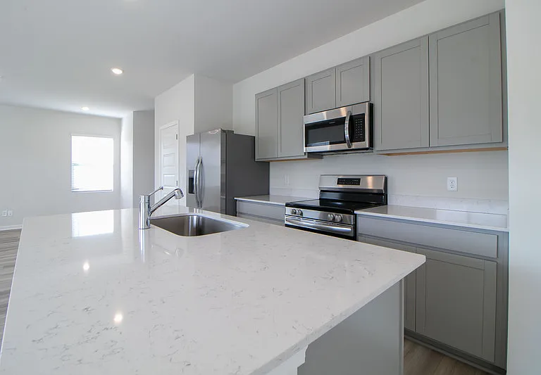 1247 Ross Farms Blvd — Photo 8
