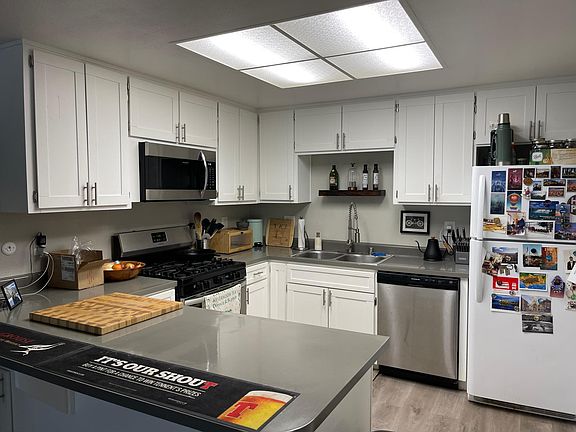 3rd image of 6009 Woodminster Cir