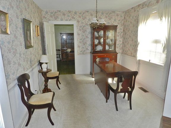 3rd image of 1105 NW Branch Street