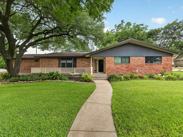 9700 Brookwood Cir, Woodway, TX 76712
