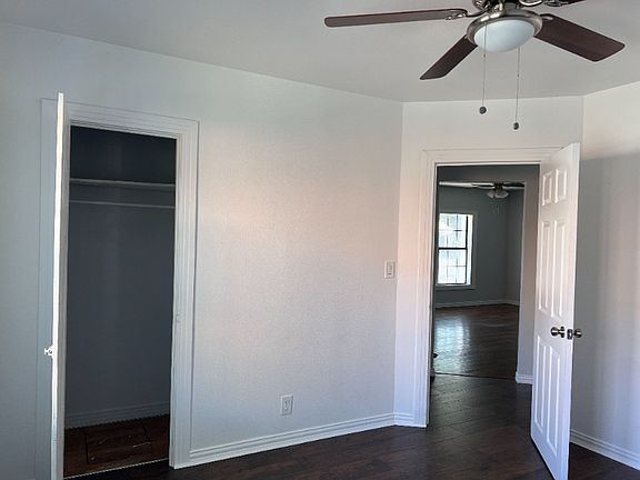3rd image of 1000 W Hammond St