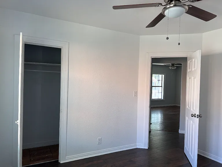 1000 W Hammond St — Photo 3