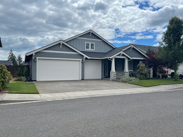 17307 NE 78th Way — Photo 2