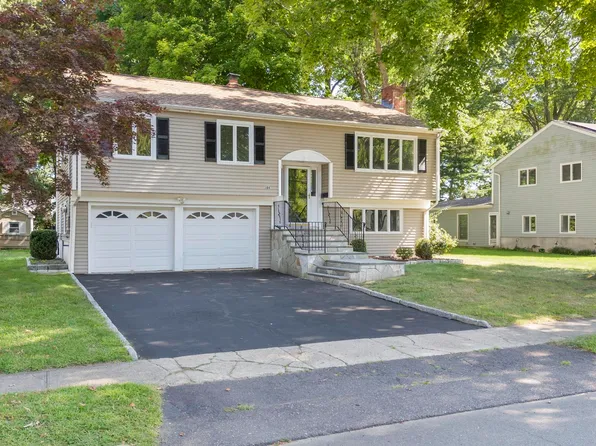 184 Sigwin Drive, Fairfield, CT 06824