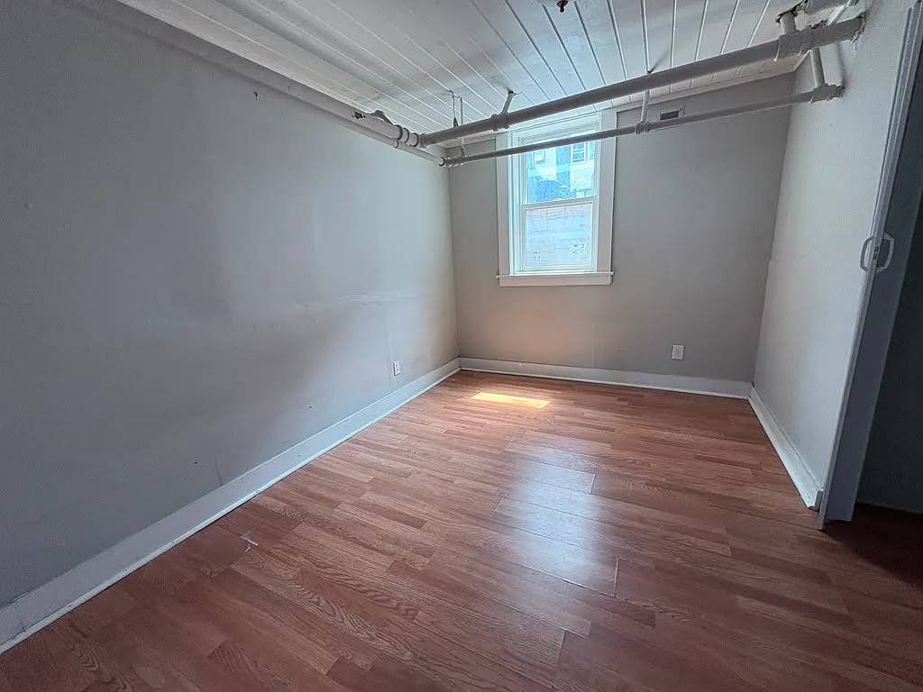 1 bed, $1,350 — Photo 2