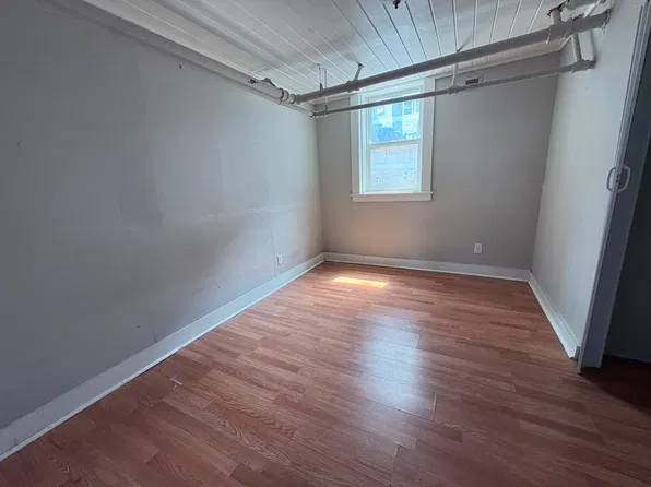 92 Main St, West Haven, CT