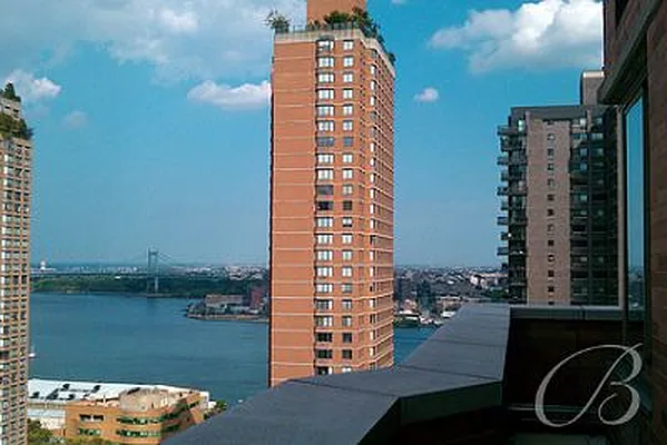 Rented by Bellmarc Realty | media 10