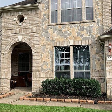 2nd image of 3011 Grand Lakeview Dr