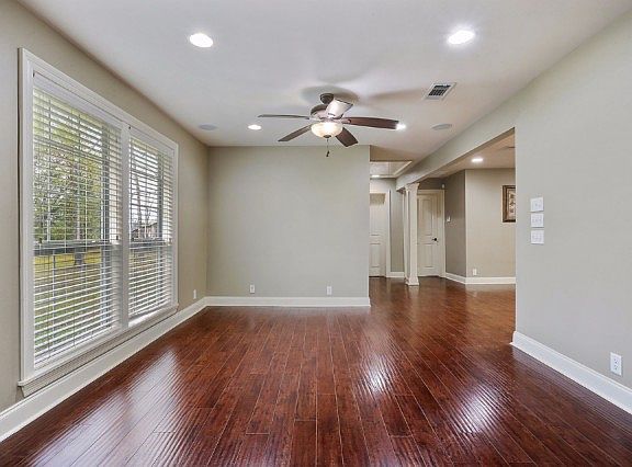 3rd image of 29030 S Range Ave