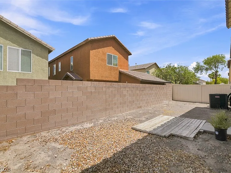 2780 Kona Crest Ave — Photo 46
