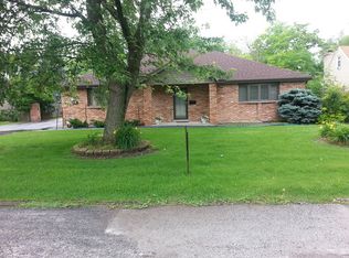 16 N Campbell Ave, Glenwood, IL