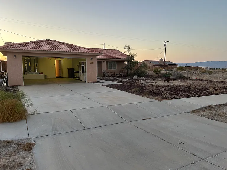 2635 Calico Ave — Photo 7