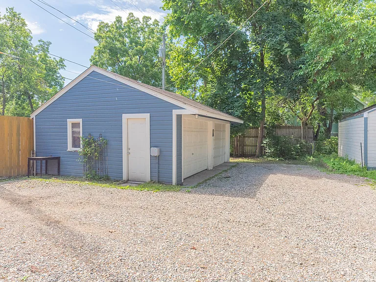 1123 W Huron St — Photo 53