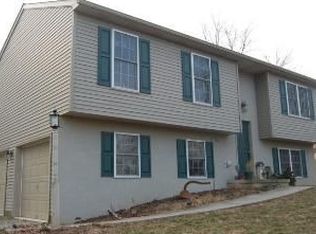 90 House Rock Rd, Pequea, PA 17565
