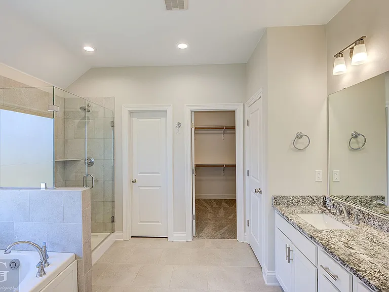 828 Abita Chase — Photo 13