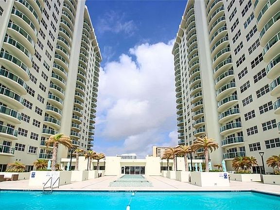 2nd image of 3410 Galt Ocean Dr APT 2007N