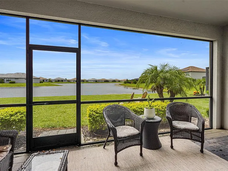15522 Islandwalk Ave — Photo 41