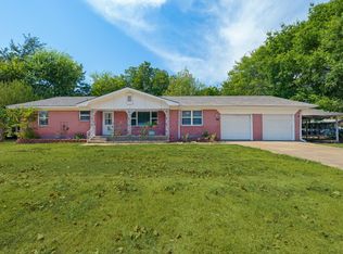 87 Micajah Davis Ln, Denison, TX 75020