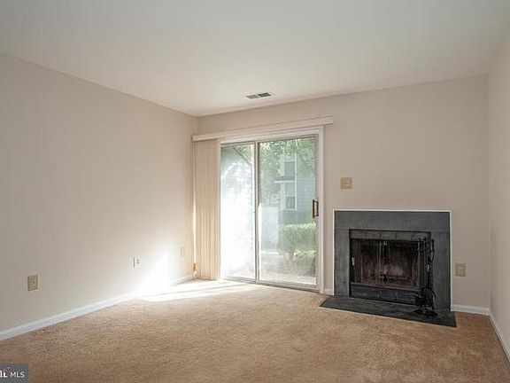 3rd image of 8609 Beekman Pl Unit A