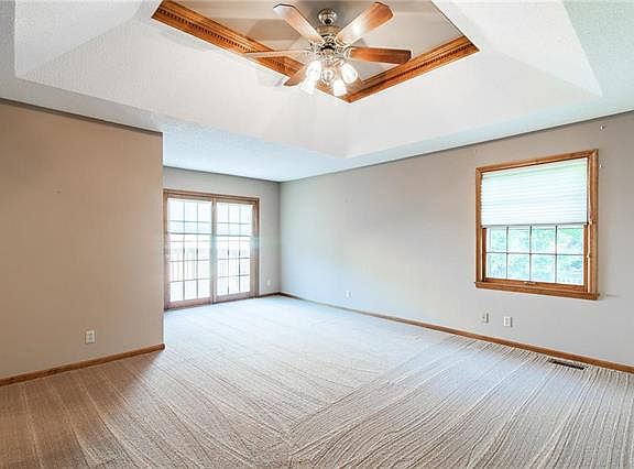 4th image of 10808 W 104th St