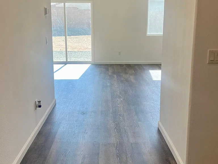 13328 Hyacinth Ct — Photo 2