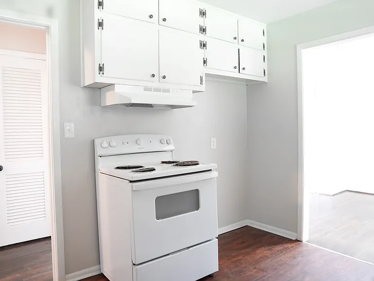 FRIDGE SPACE TO RIGHT OF STOVE