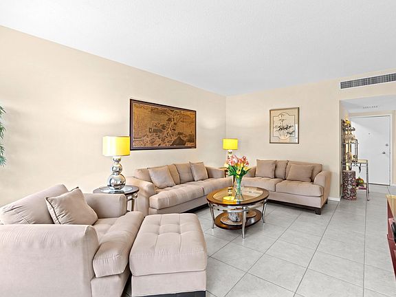 4th image of 3230 S Ocean Blvd Unit E-309