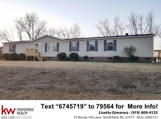 15 Windy Hill Ln, Smithfield, NC 27577