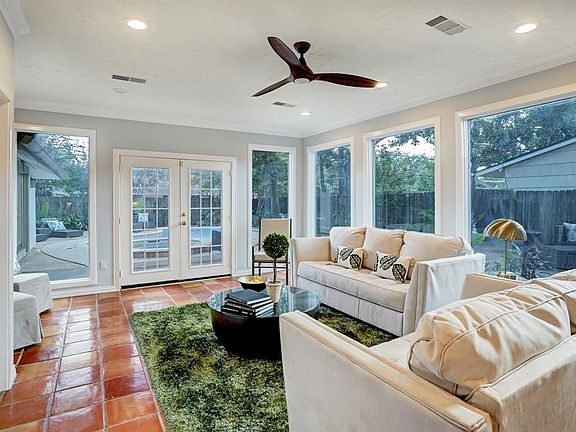 4th image of 5525 Schumacher Ln