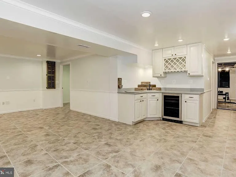 2 New Market Ct — Photo 8