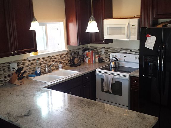 2nd image of 103 5th St