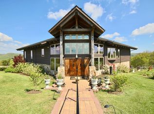 2255 Willis Rd, Meadows Of Dan, VA 24120
