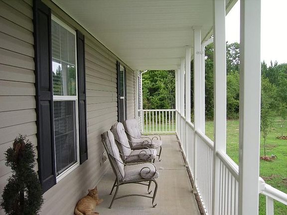 3rd image of 225 Fox Grove Ln