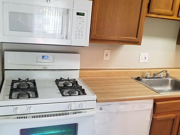 2nd image of 12401 Braxfield Ct