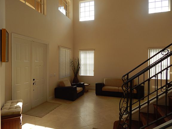 3rd image of 1430 Sandpiper Cir