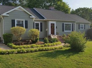 209 W Quincy Rd, Seneca, SC 29678