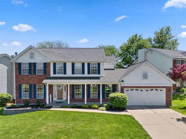 217 Country Hollow Ct, Saint Charles, MO 63304
