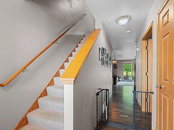 5th image of 1903 Riverside Dr Unit E
