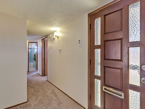 3rd image of 245 Viking Dr